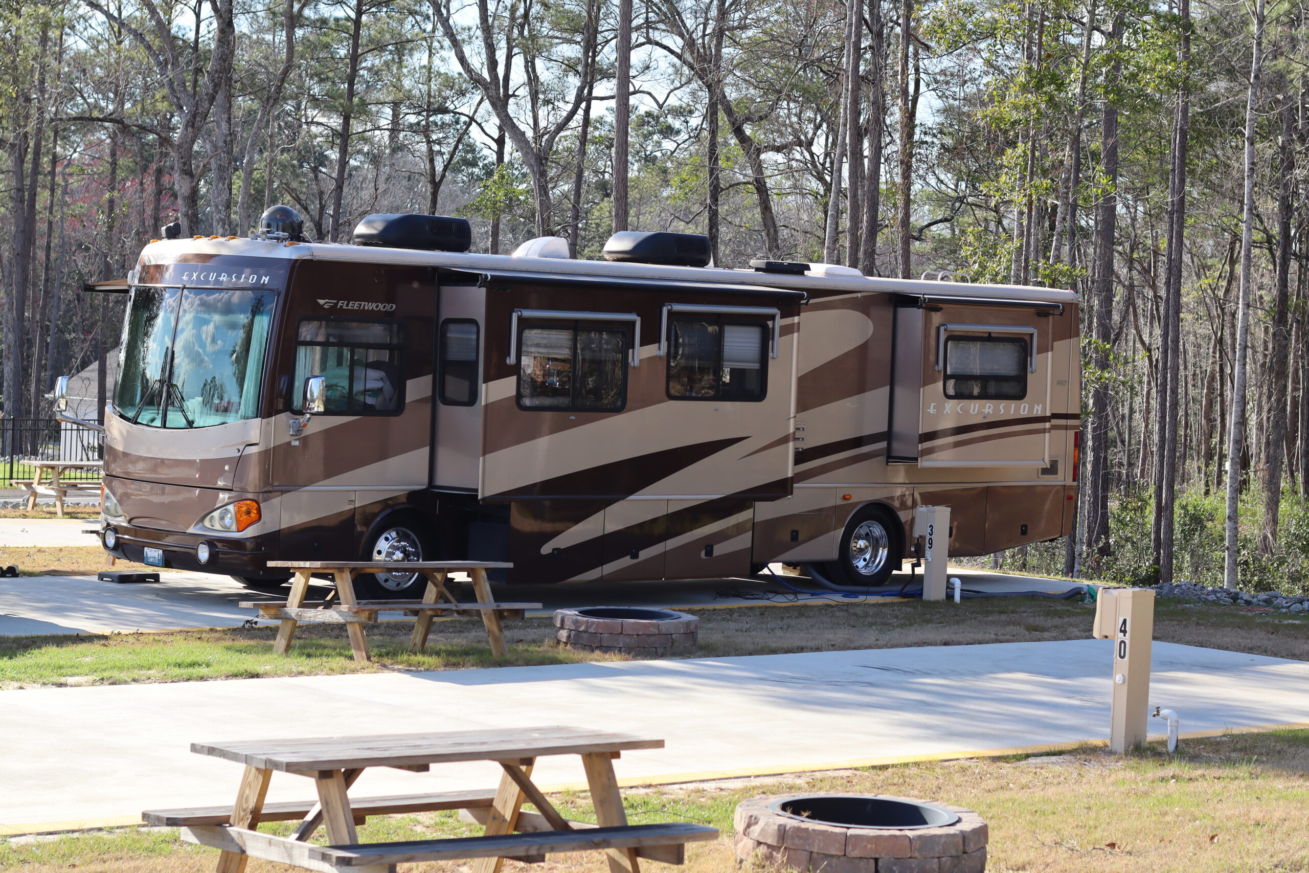 RV site at Crooked Oaks RV Park in Conway, SC